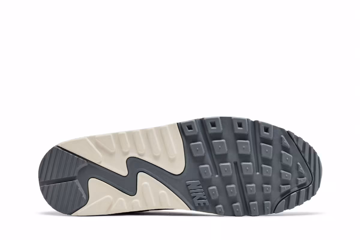 Nike Air Max 90 SE Hangul Day, view 5