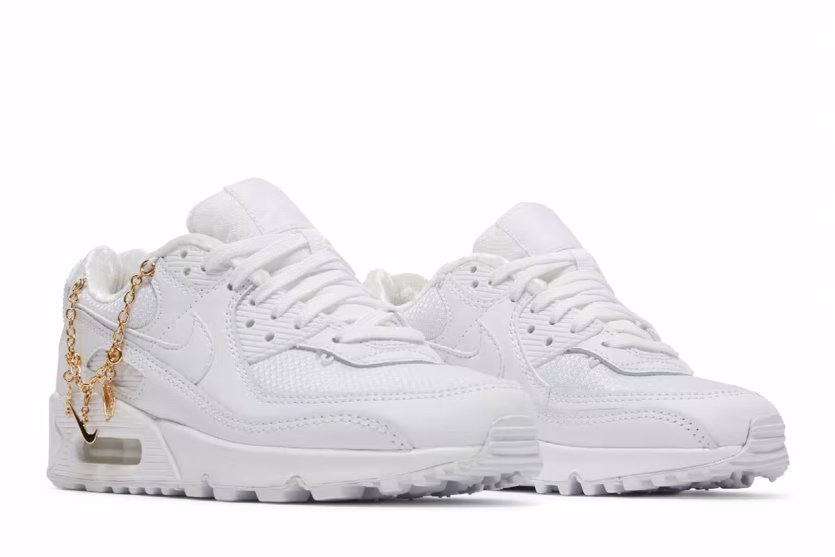 Nike Women's Air Max 90 Premium Lucky Charms, view 9