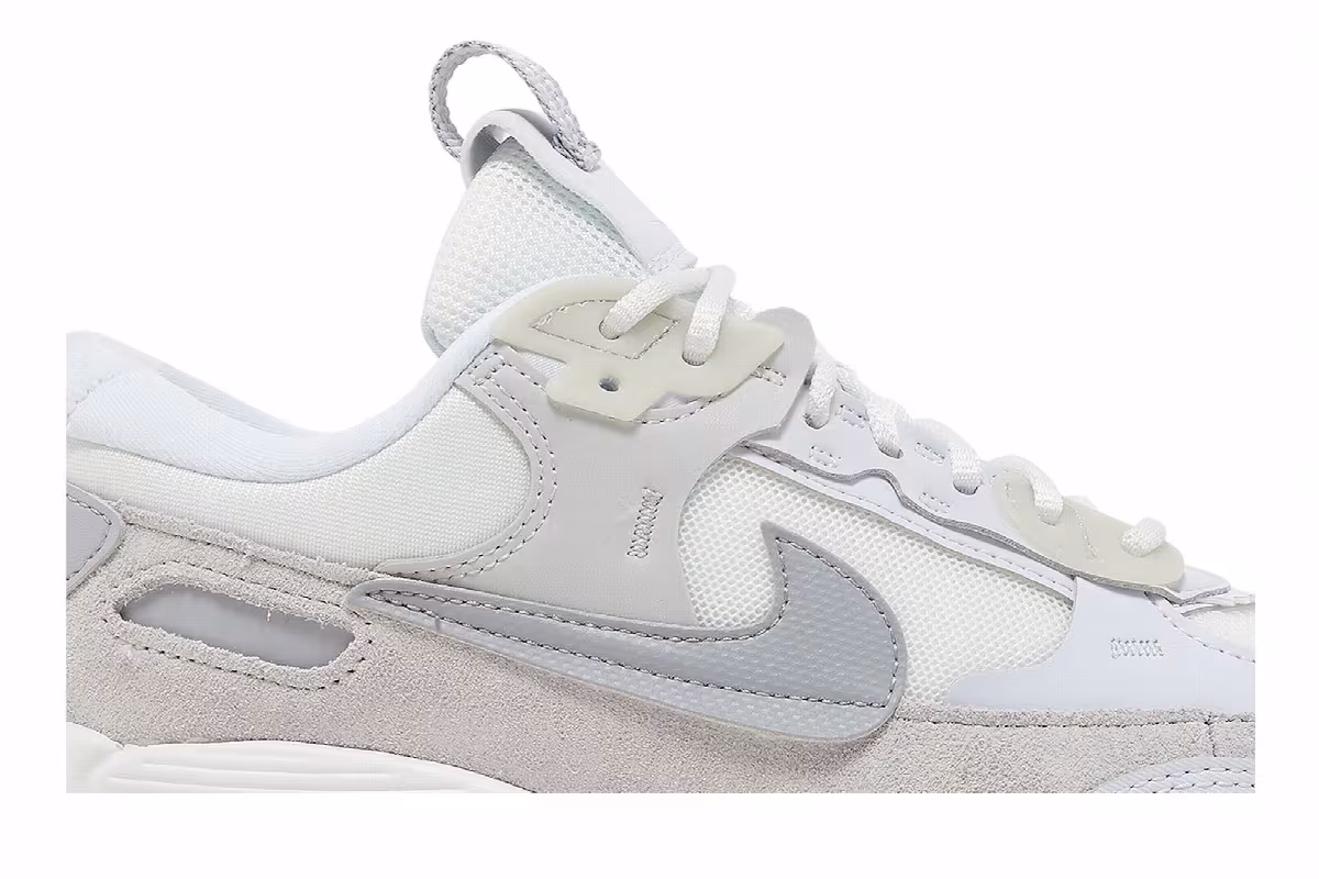 Nike Women's Air Max 90 Futura White Pure Platinum, view 3