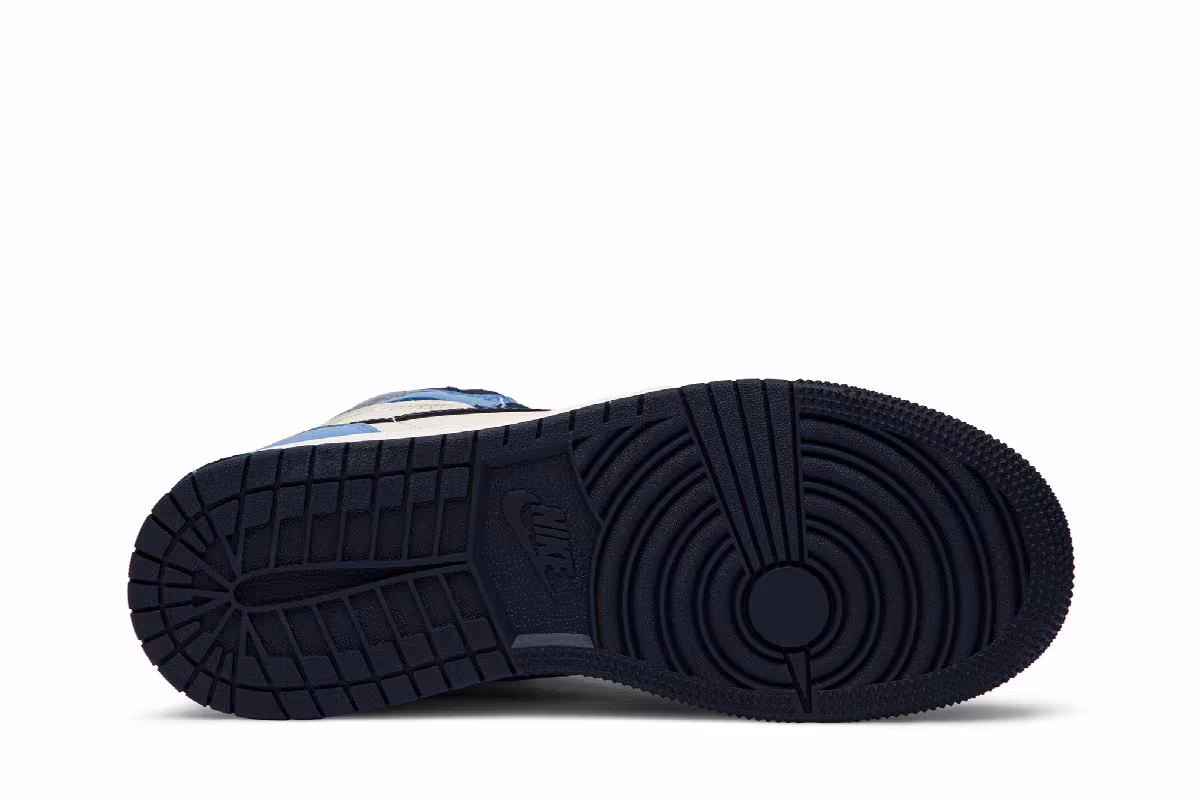 Air Jordan 1 High OG GS Obsidian, view 5