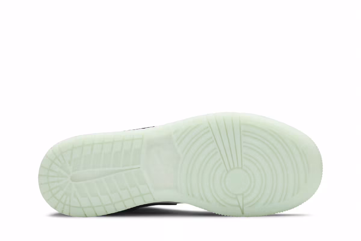 Air Jordan 1 Mid SE GS White Black, view 5