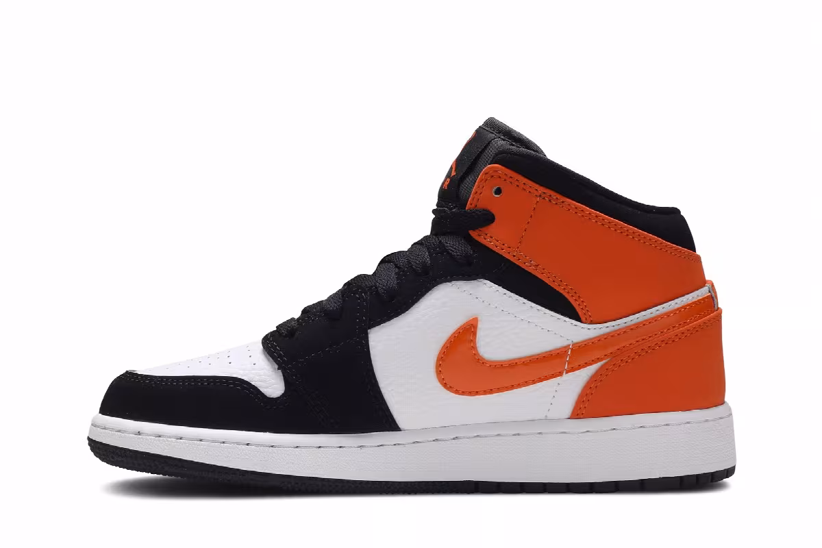 Air Jordan 1 Mid GS Shattered Backboard, view 4