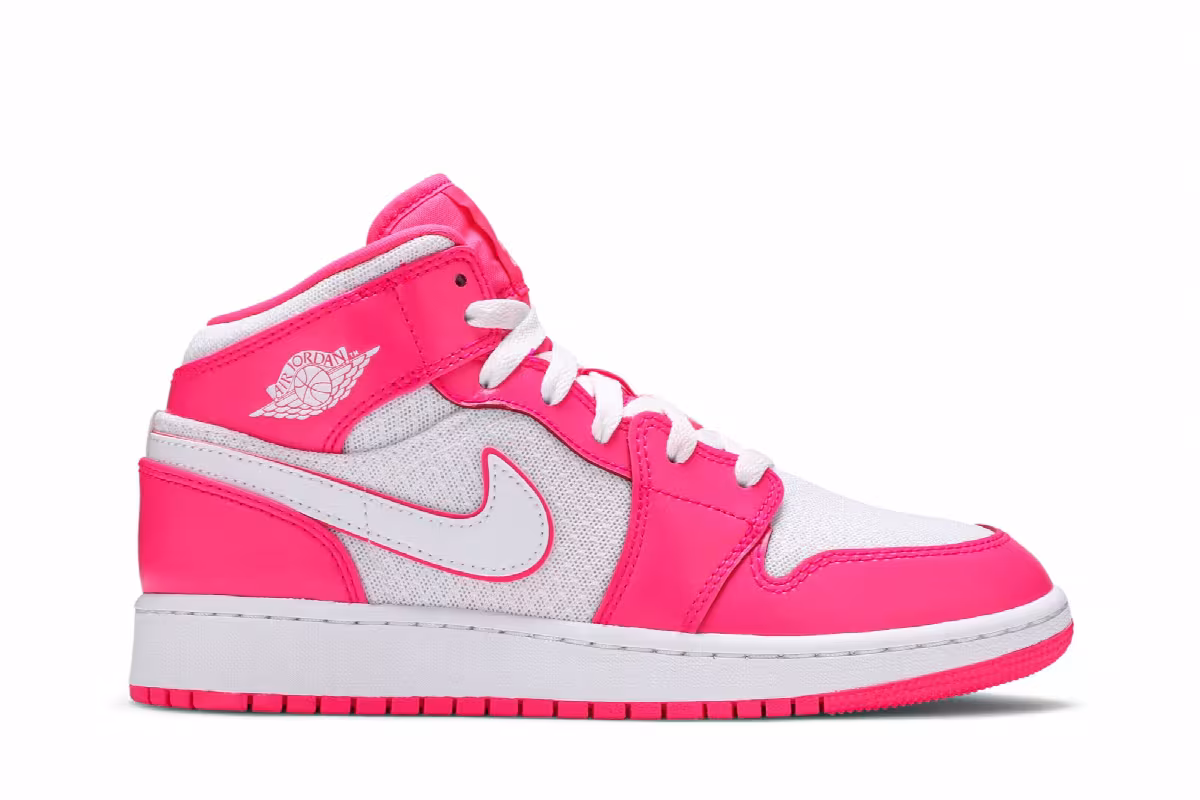 Air Jordan 1 Mid GS Hyper Pink, view 2