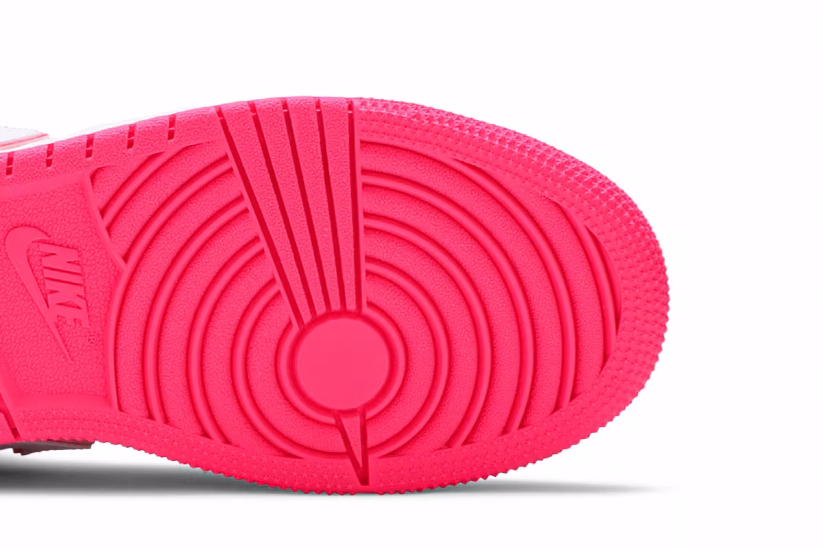 Air Jordan 1 Mid GS Hyper Pink, view 6
