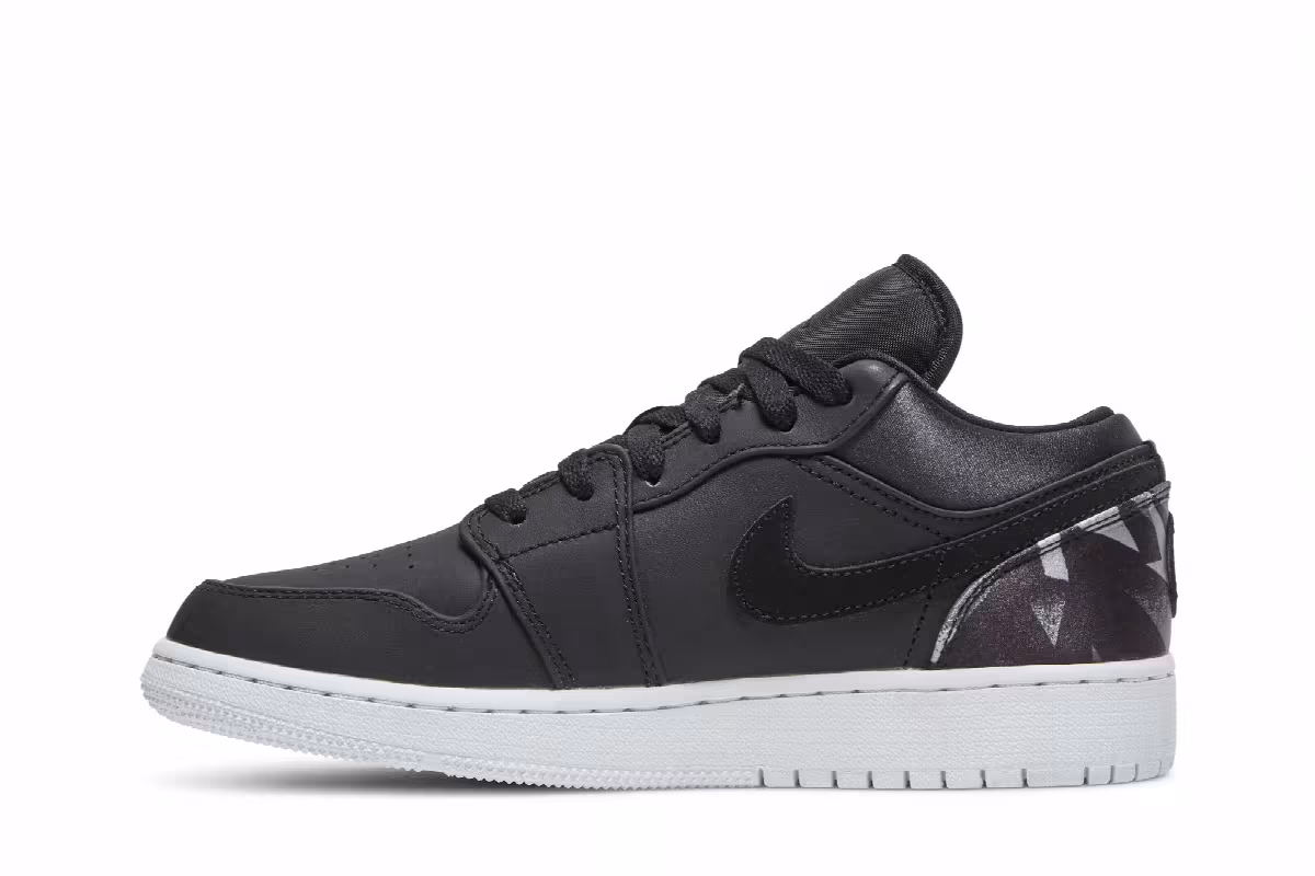Paris Saint-Germain x Air Jordan 1 Low BG PSG, view 4