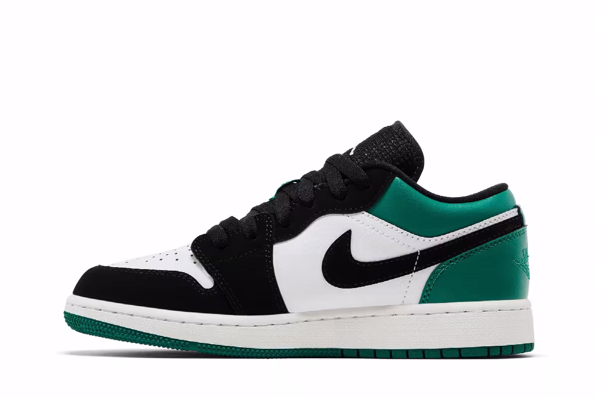 Air Jordan 1 Low GS Mystic Green, view 4