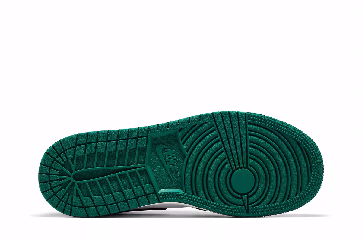Air Jordan 1 Low GS Mystic Green, view 5