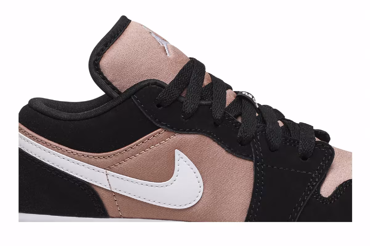 Air Jordan 1 Low GS White Rose Gold, view 3