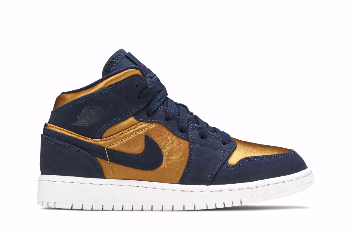 Air Jordan 1 Mid SE GS Obsidian Desert Ochre, view 2