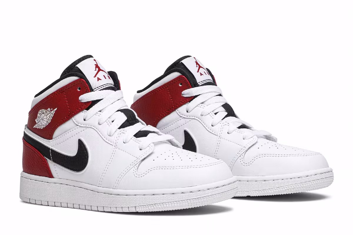 Air Jordan 1 Mid GS Chicago, view 9