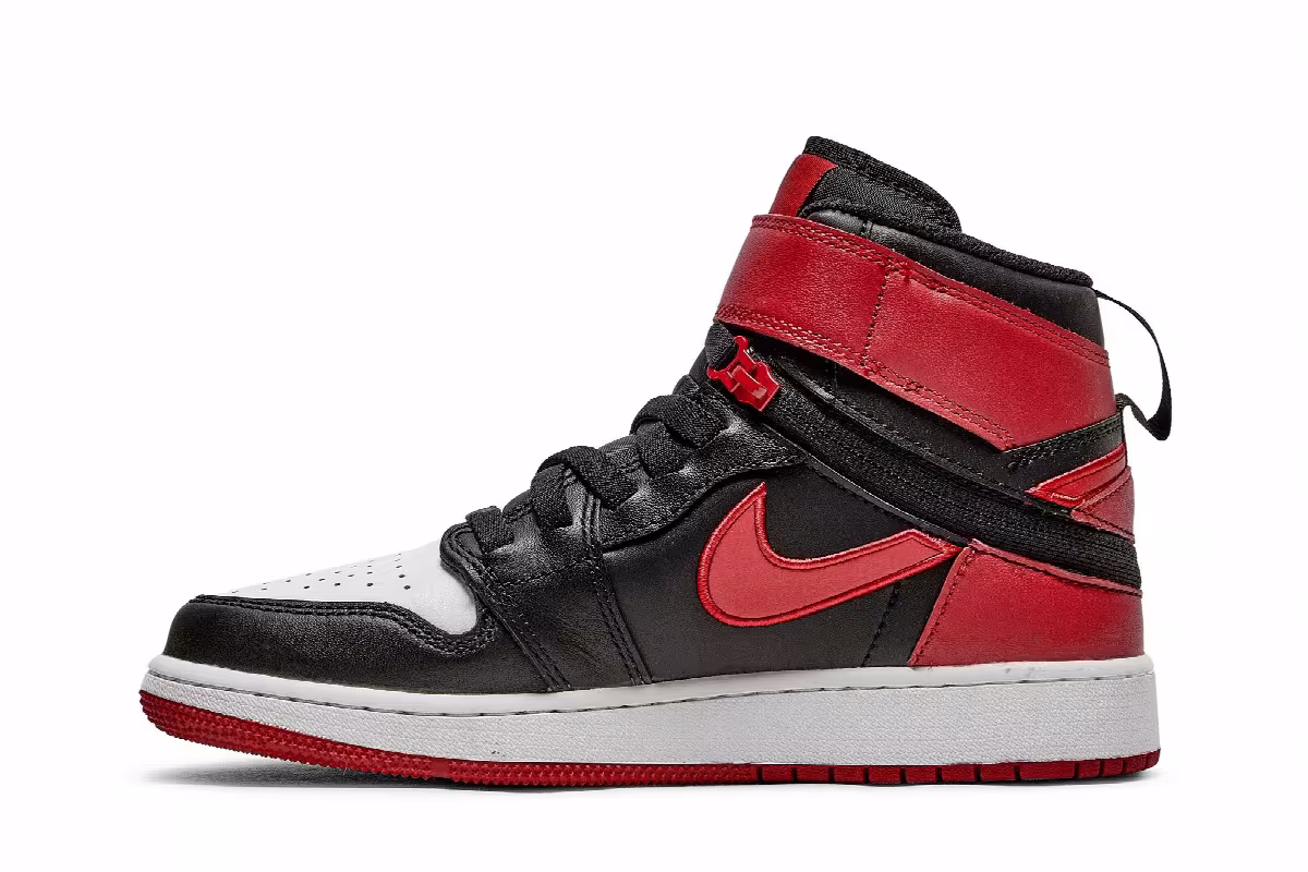 Air Jordan 1 High FlyEase GS Black Gym Red, view 4