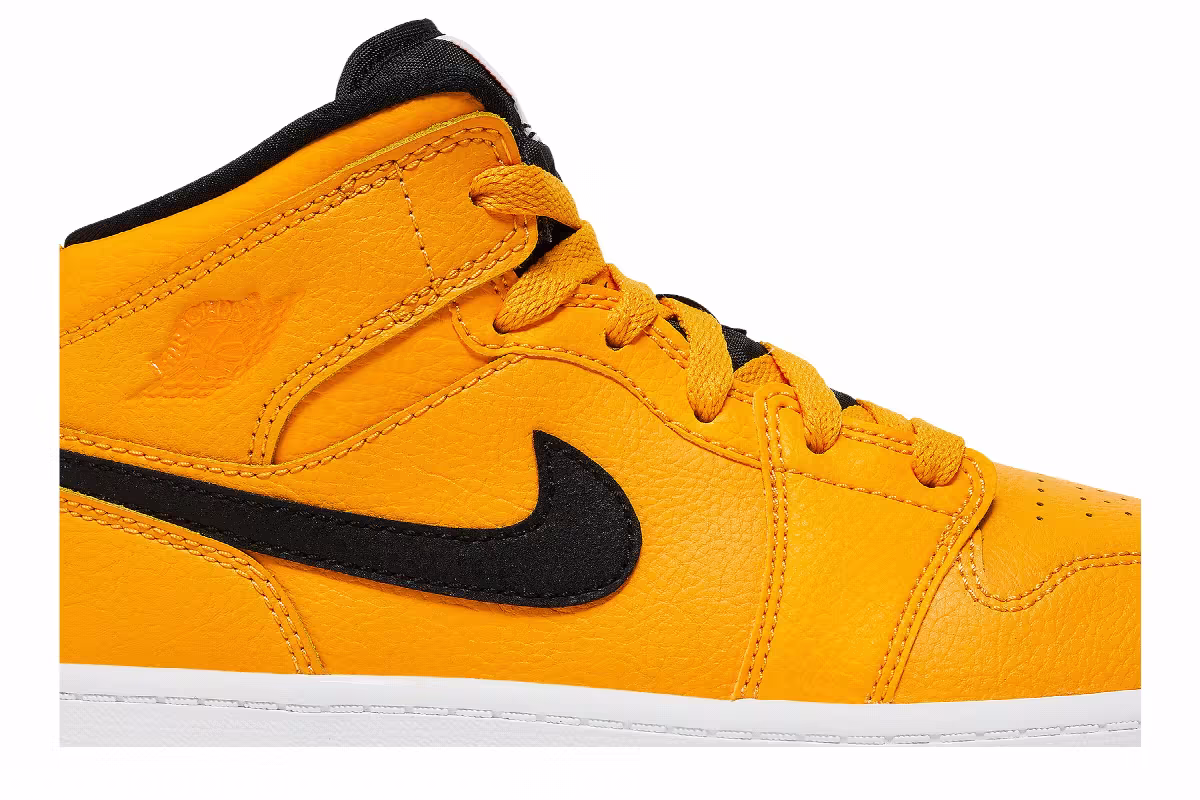 Air Jordan 1 Mid PS University Gold, view 3