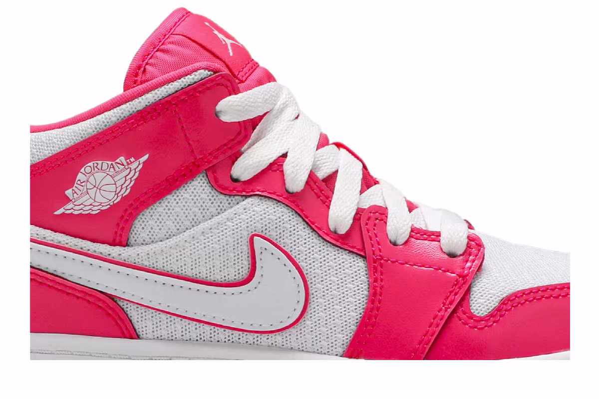 Air Jordan 1 Mid PS Hyper Pink, view 3