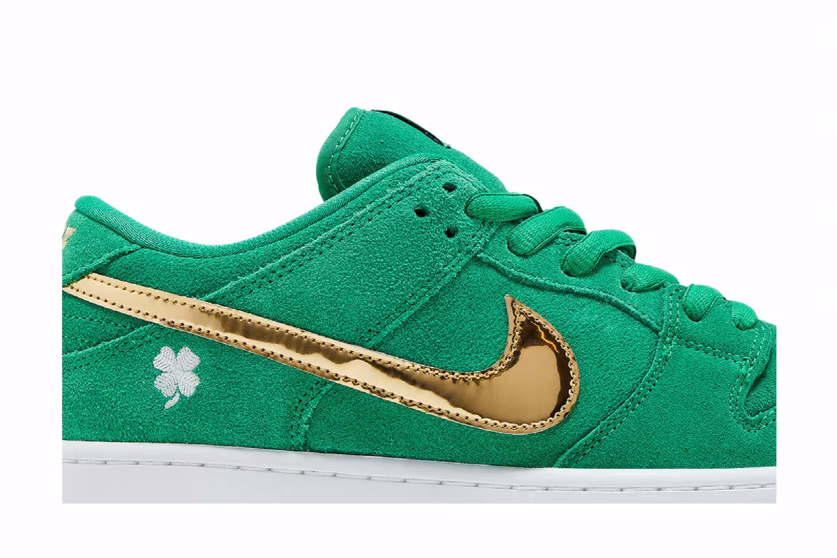 Nike Dunk Low SB St. Patrick’s Day, view 3