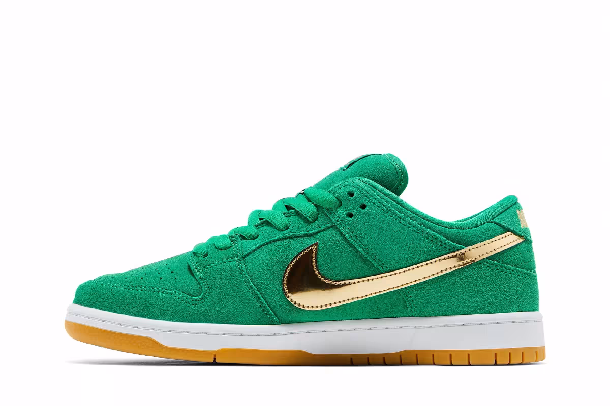 Nike Dunk Low SB St. Patrick’s Day, view 4