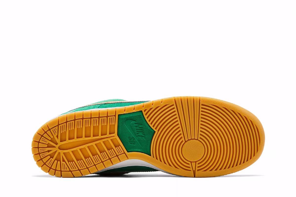Nike Dunk Low SB St. Patrick’s Day, view 5