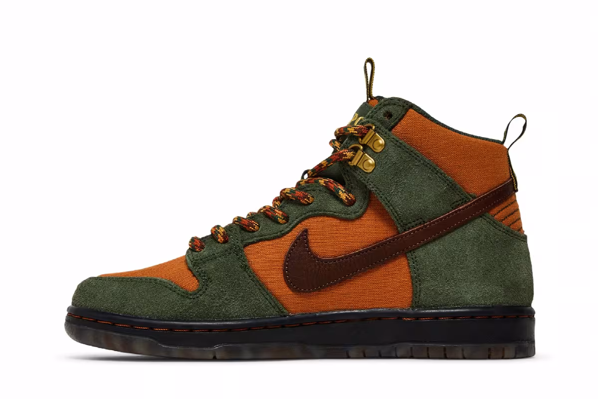 Pass~Port x Nike Dunk High SB Workboot, view 4