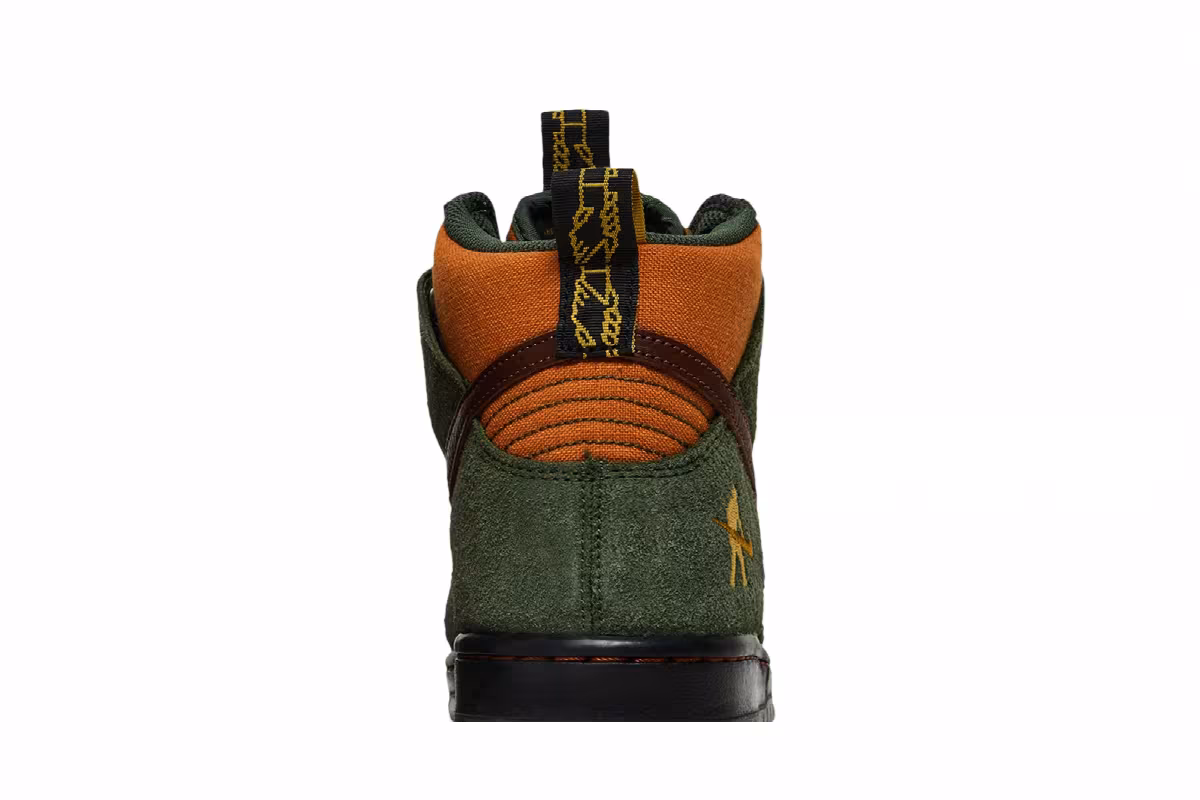 Pass~Port x Nike Dunk High SB Workboot, view 8