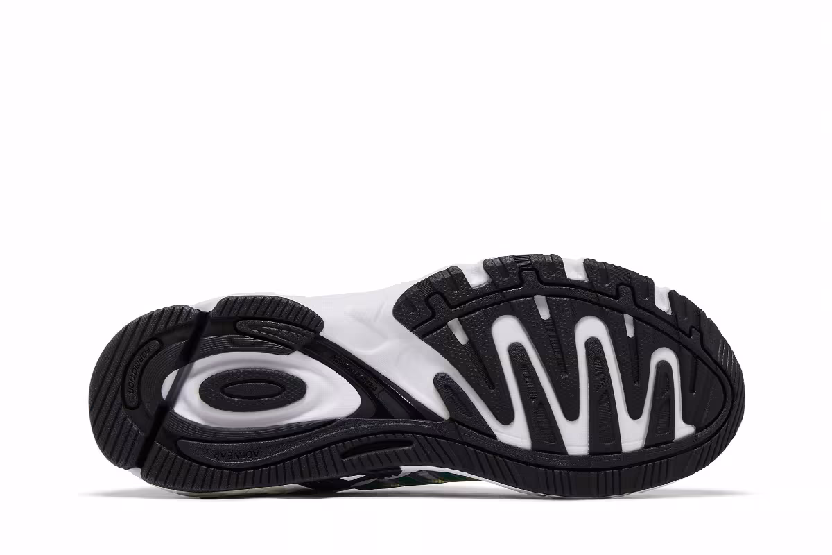 adidas Women's Response CL White Semi Court Green, view 5