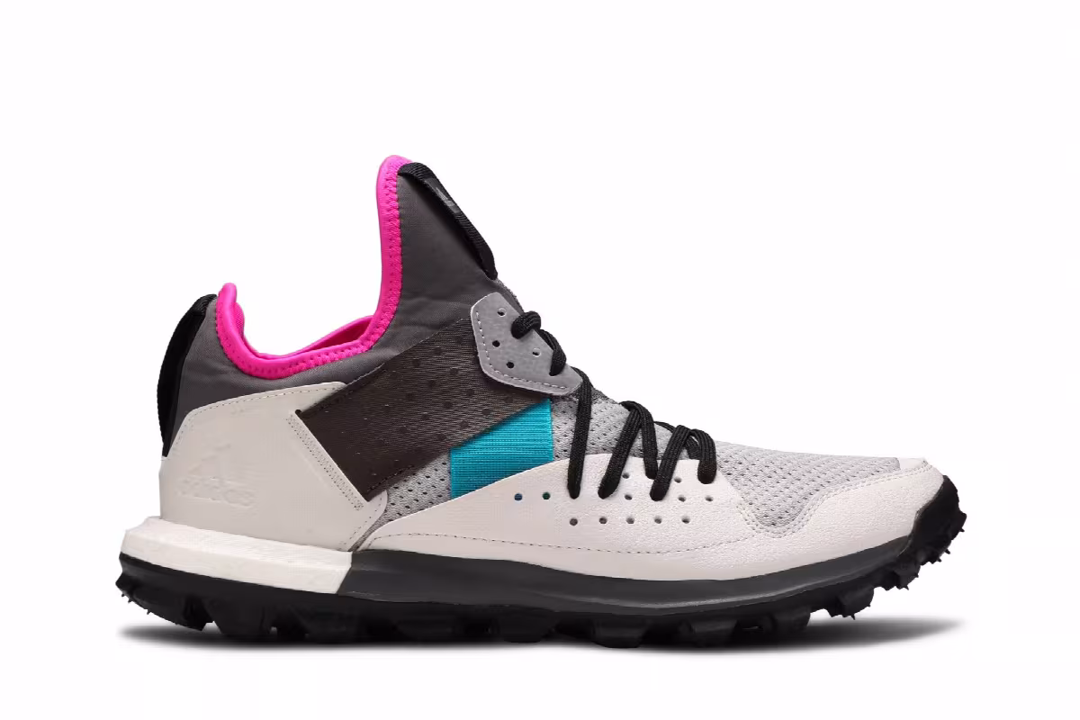 Kolor x adidas Response TR White Grey Violet, view 2