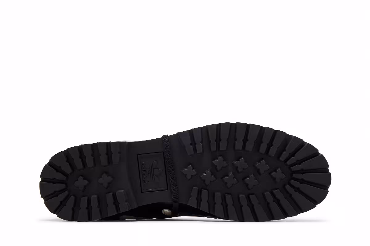 Brain Dead x adidas Predator Black White, view 5
