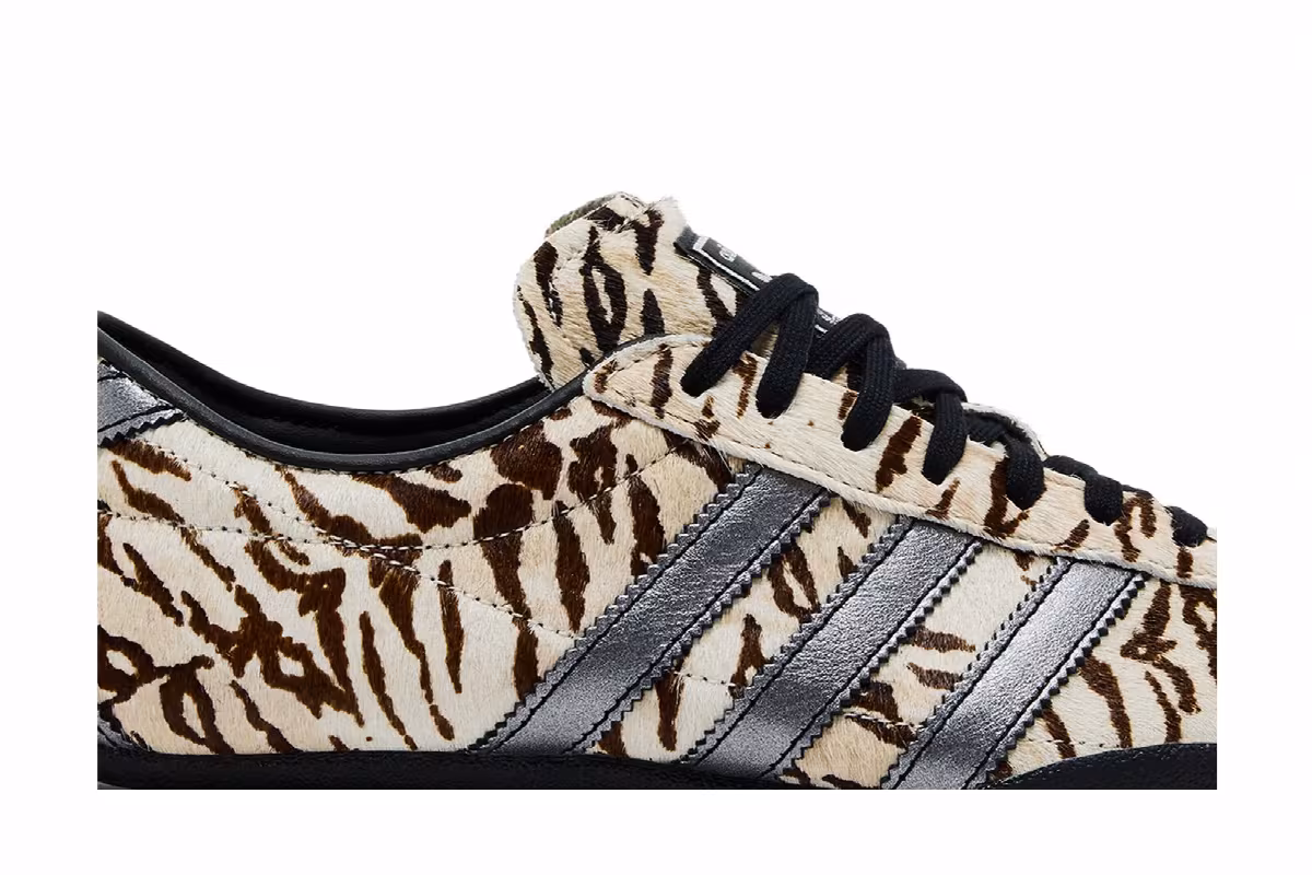 adidas Women's Tokyo Off White Core Black, view 3