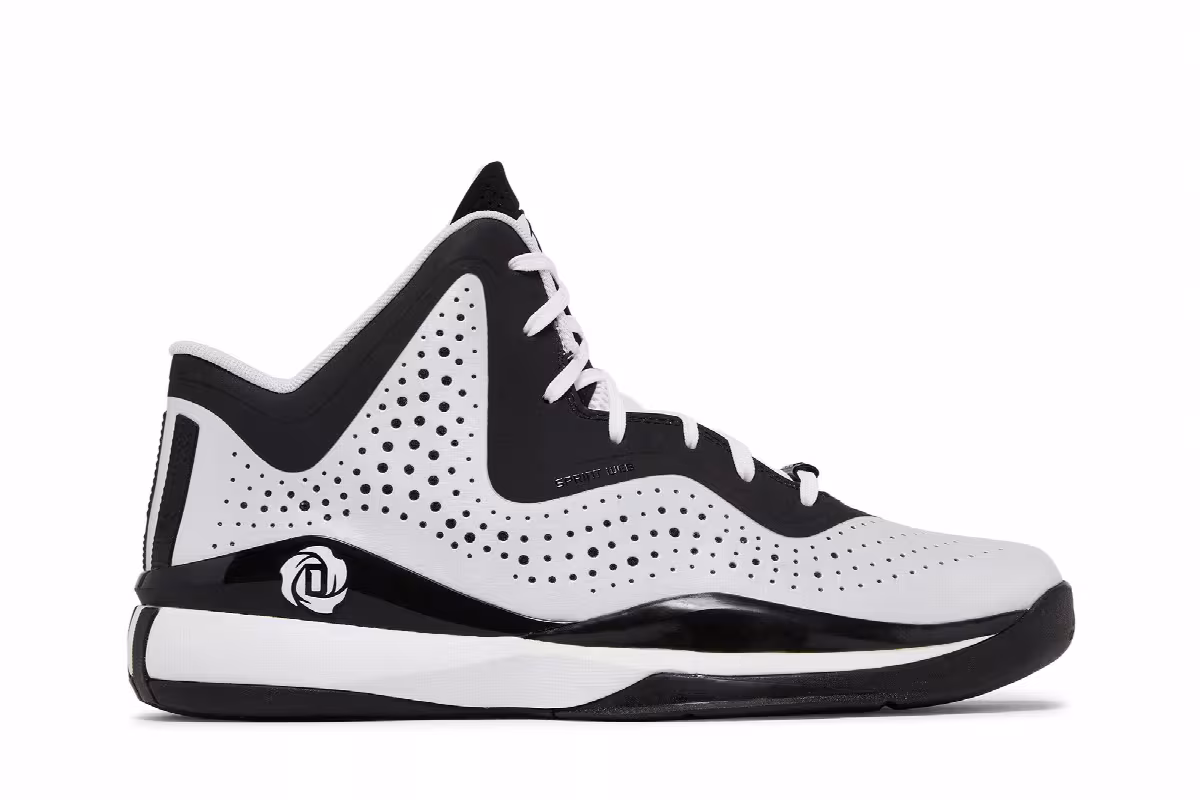 Adidas D Rose 773 III, view 2