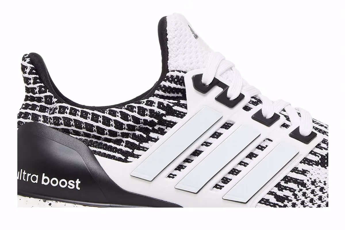 Adidas UltraBoost 5.0 DNA 9000, view 3