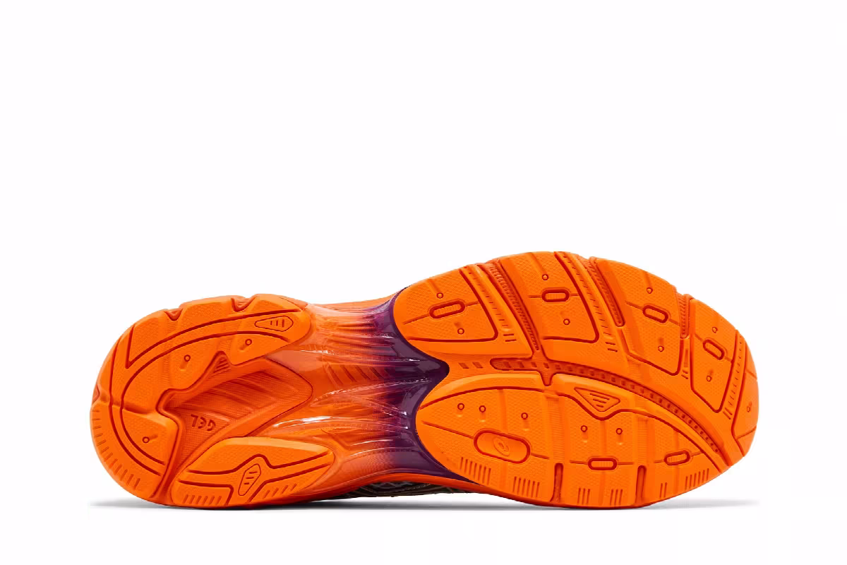 Kiko Kostadinov x ASICS UB7-S GT 2160 Lava Orange, view 5