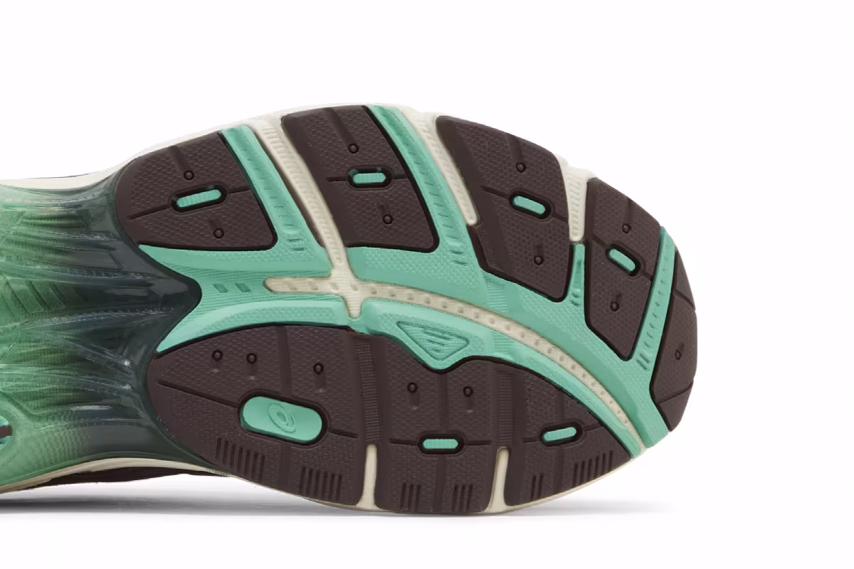 Earls Collection x ASICS GT 2160 Ngāwari, view 6
