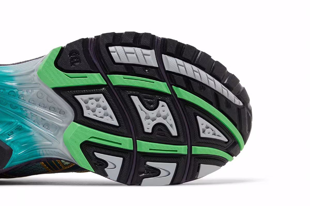 P. Andrade x ASICS Gel Kayano 14 Gradation Green, view 6