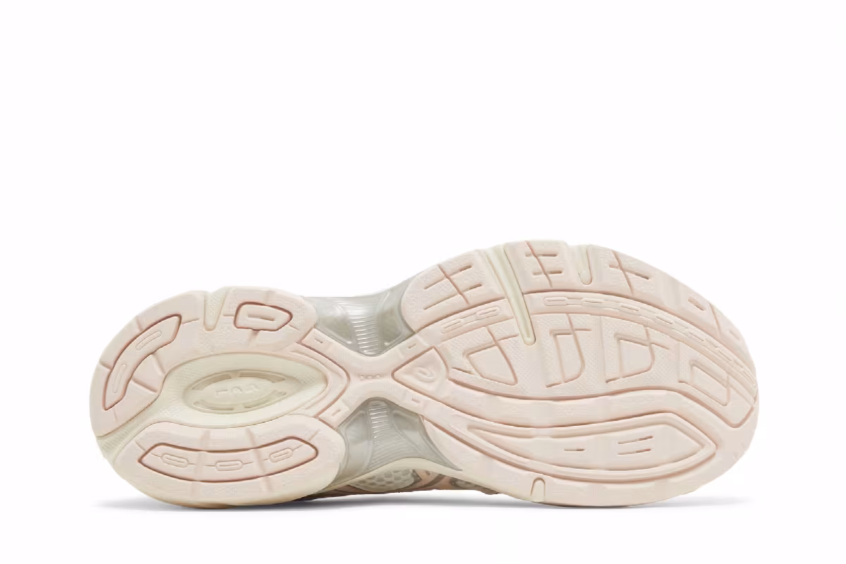 ASICS Women's Gel 1130 Silver Pack - Pink, view 5