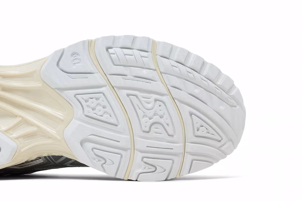 Min-Nano x ASICS Gel Nimbus 10.1 Sheet Rock, view 6