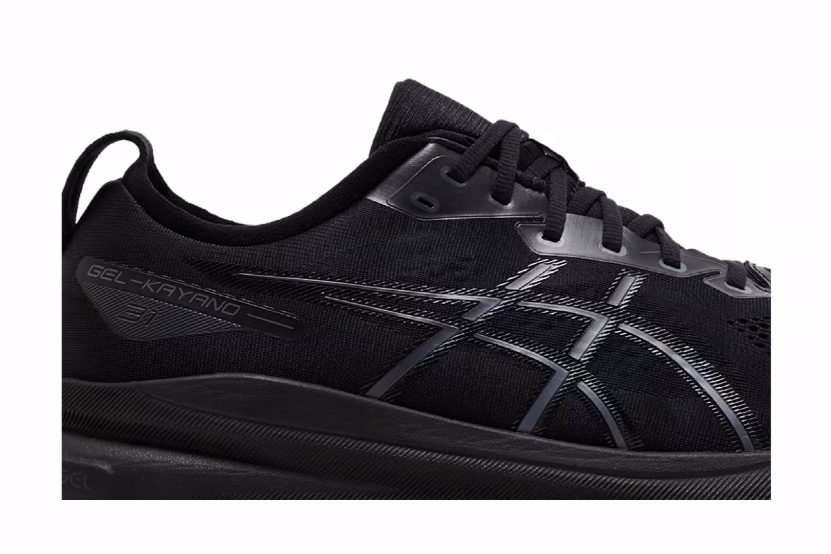ASICS Gel Kayano 31 Wide Triple Black, view 3