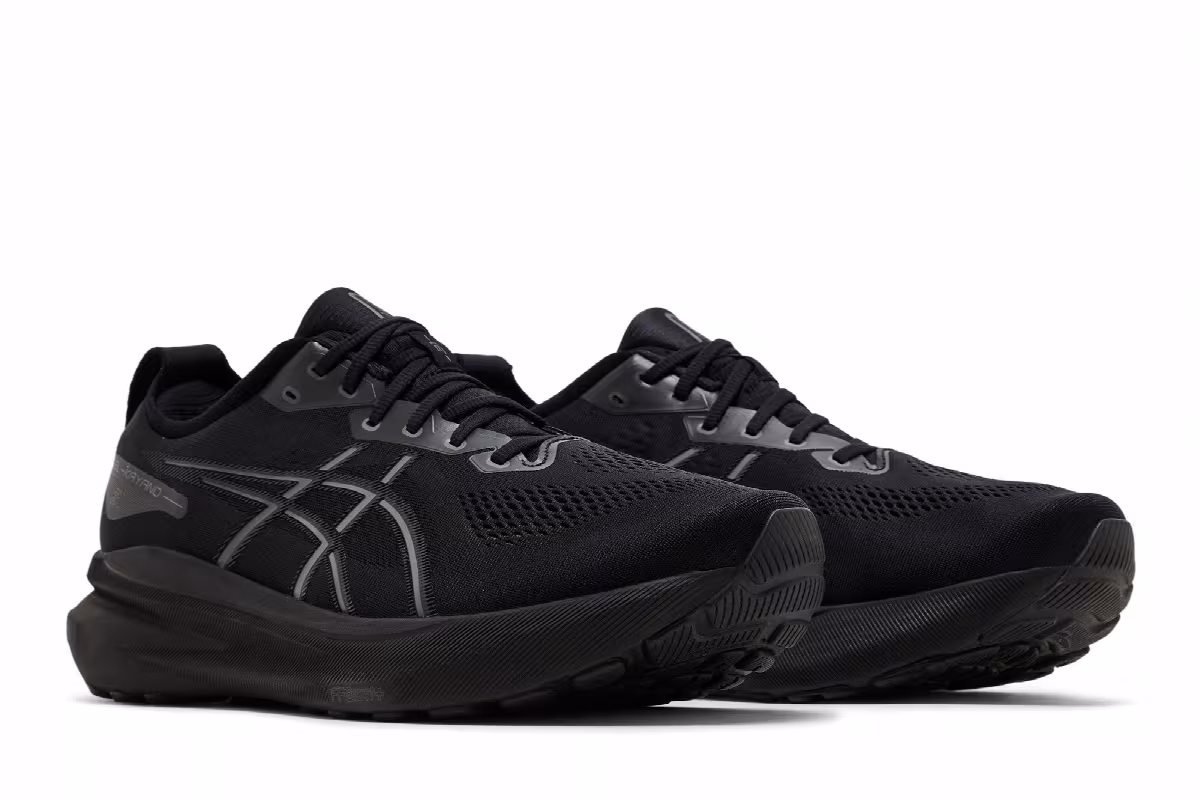 ASICS Gel Kayano 31 Wide Triple Black, view 9
