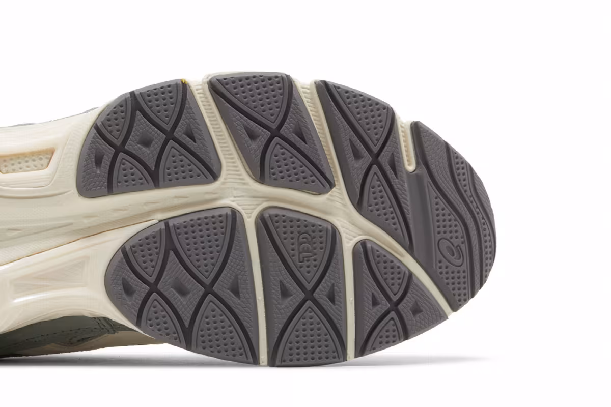 ASICS Gel NYC Ivy Smoke Grey, view 6