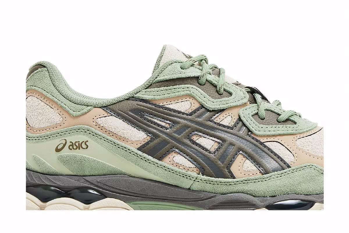 ASICS Gel NYC Feather Grey Truffle​, view 3