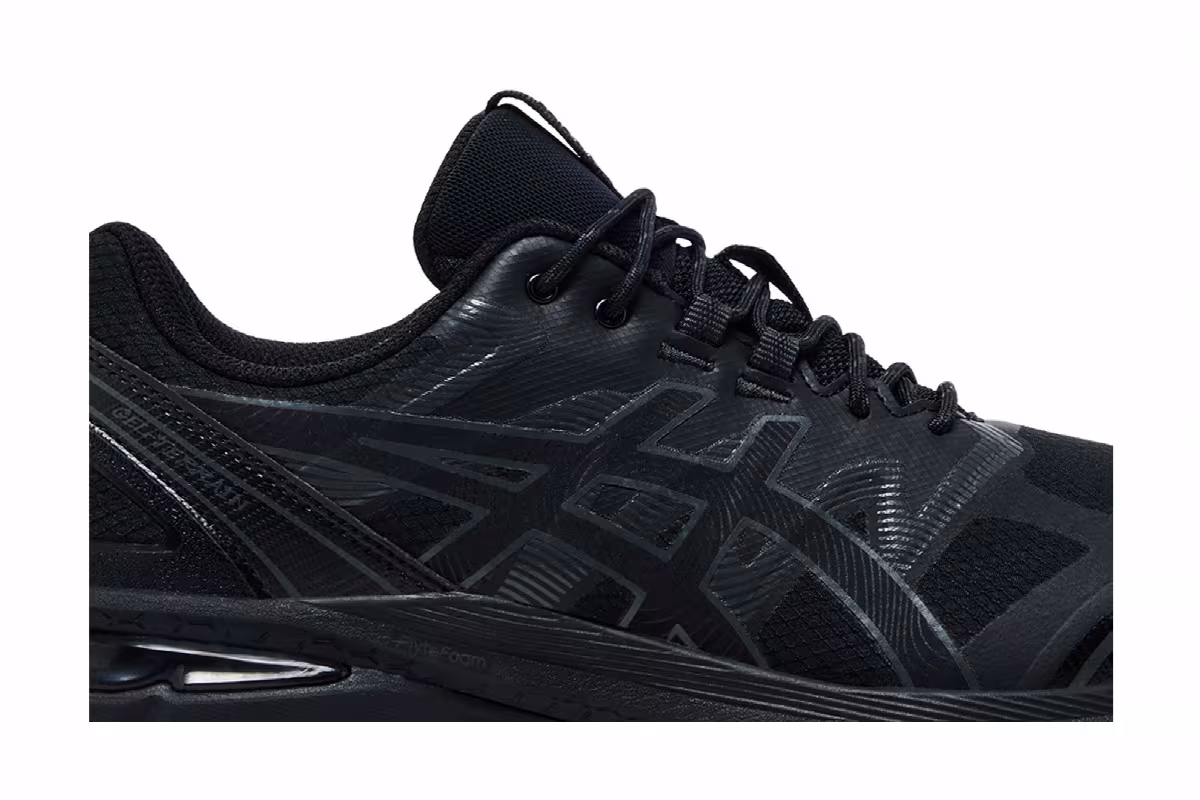 ASICS Gel Terrain Triple Black, view 3