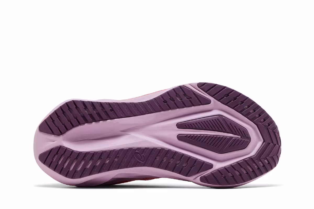 ASICS Women's Novablast 5 Coral Reef, view 5
