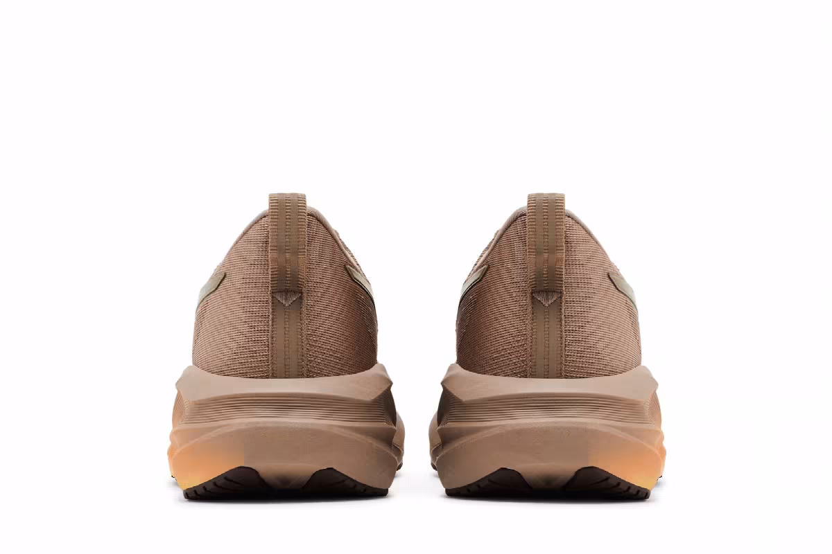 Asics Women's Novablast 5 Luxe, view 7