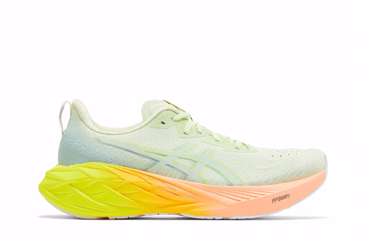 ASICS Novablast 4 Paris, view 2