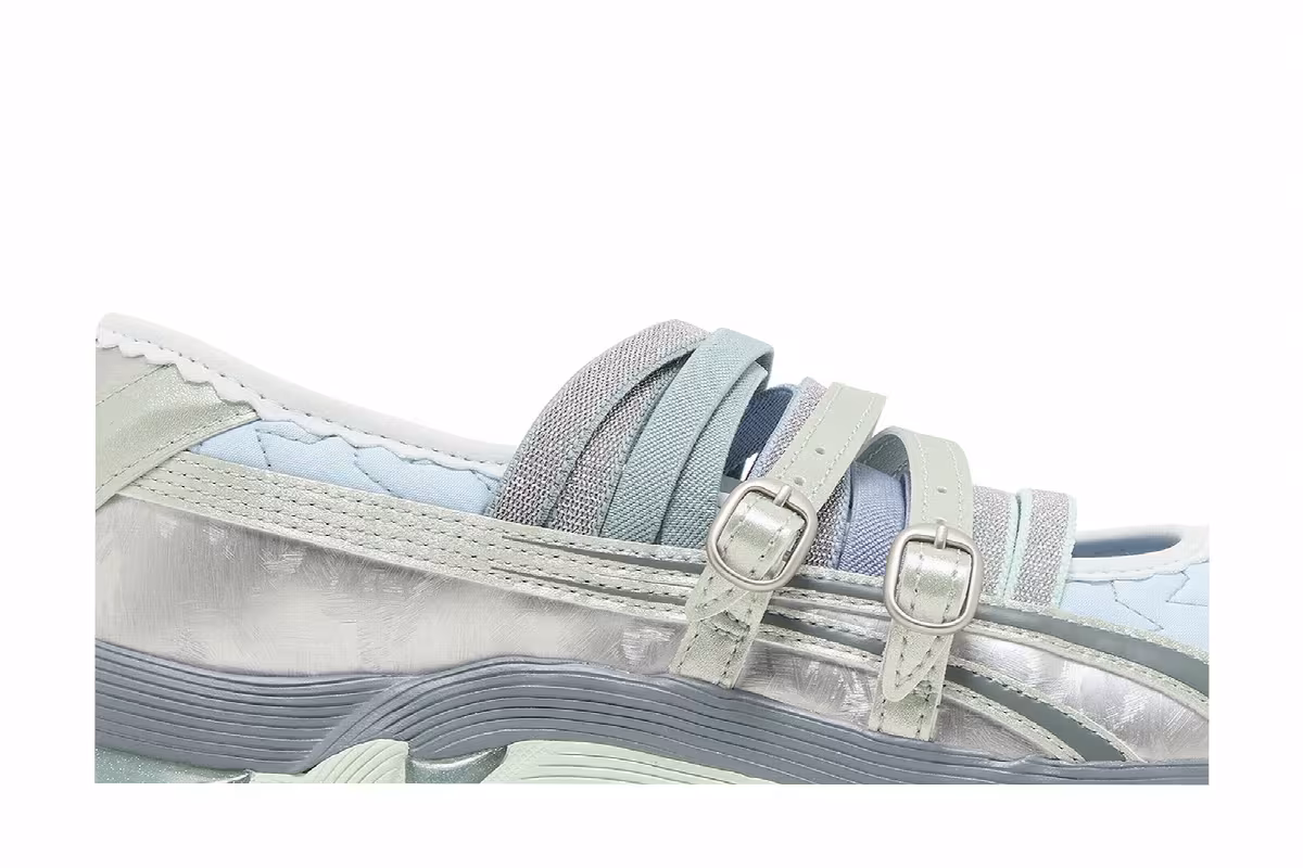 Kiko Kostadinov x Heaven by Marc Jacobs x ASICS Women's Gel Lokros Faded Denim, view 3