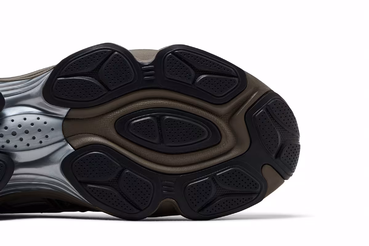 ASICS Gel Kinetic Fluent Black Dark Taupe, view 6