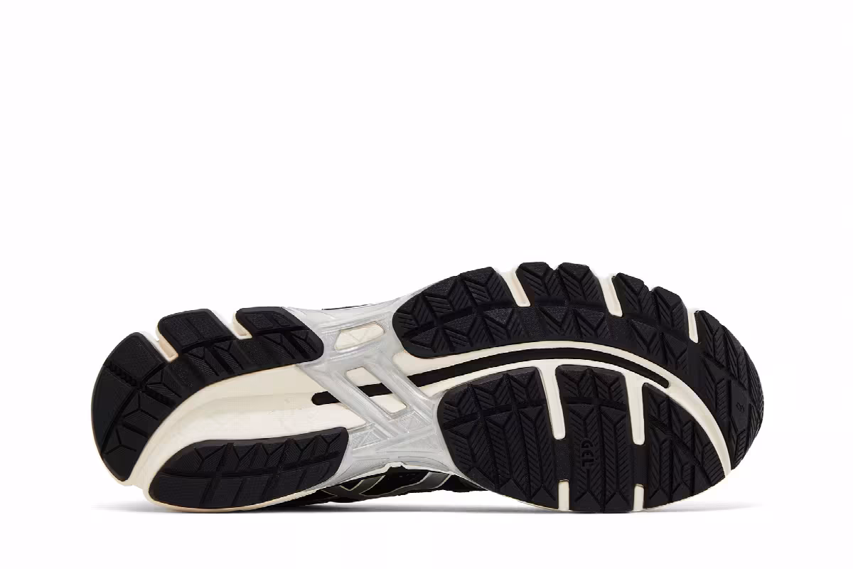 ASICS Gel Kayano 20 Black Silver Blue, view 5