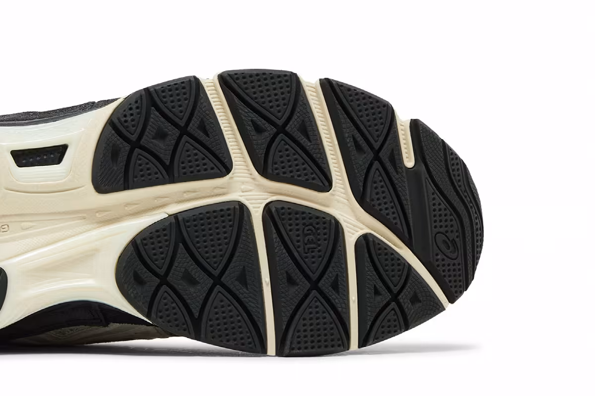 ASICS Gel NYC White Smoke Grey, view 6
