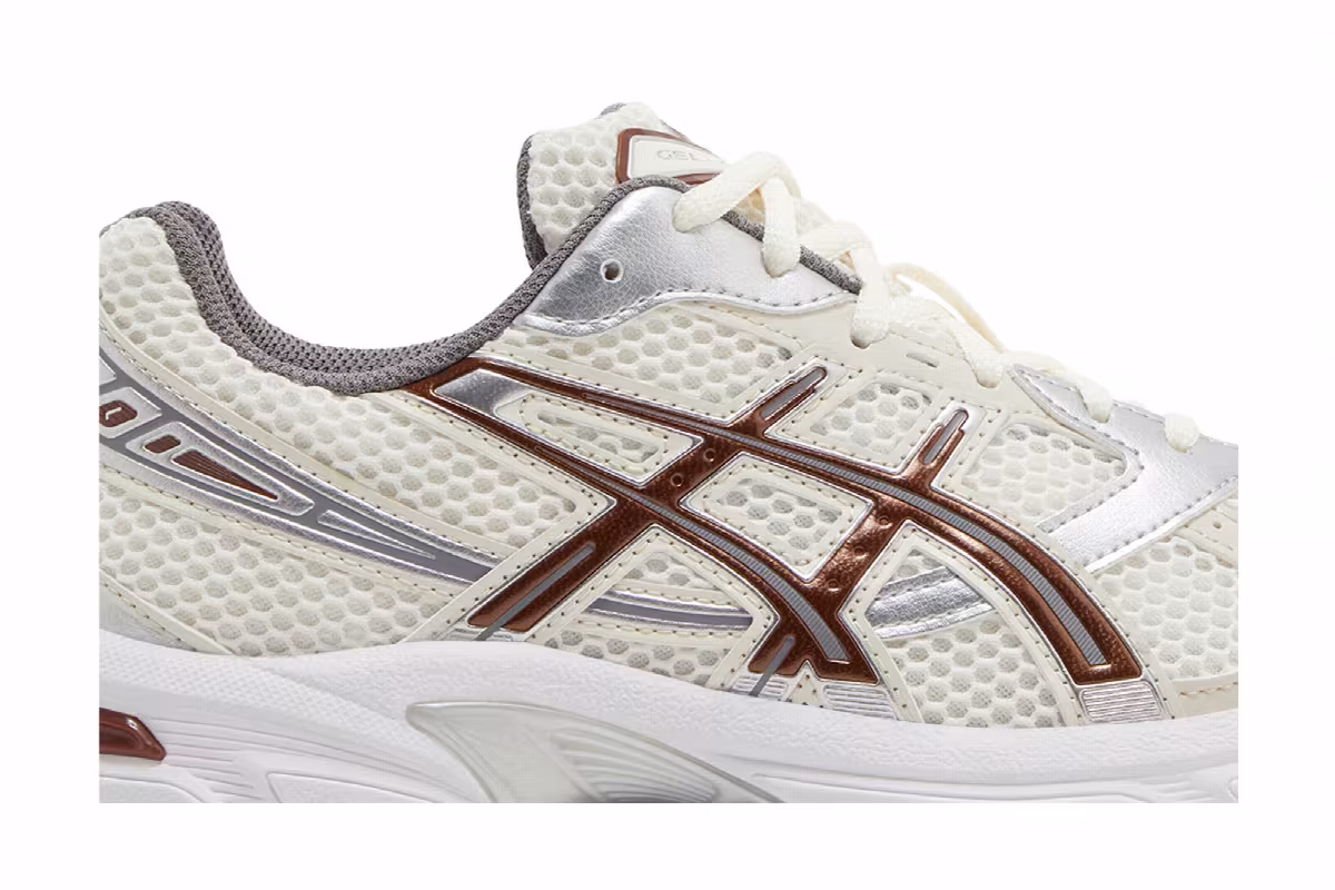 ASICS Women's Gel 1130 Cream Reddish Brown, view 3