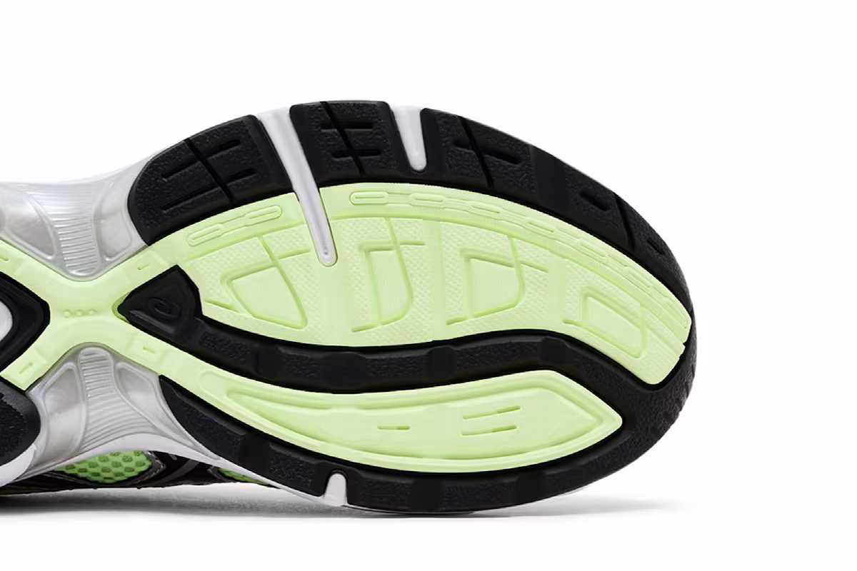 ASICS Women's Gel 1130 Neon Pack - Green, view 6