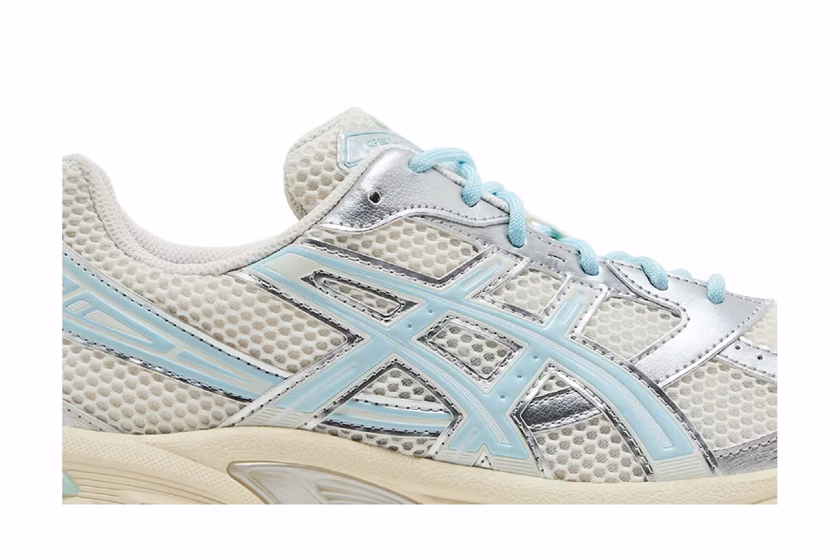 Kith x ASICS Gel 1130 Cream Starlight Blue 2025, view 3