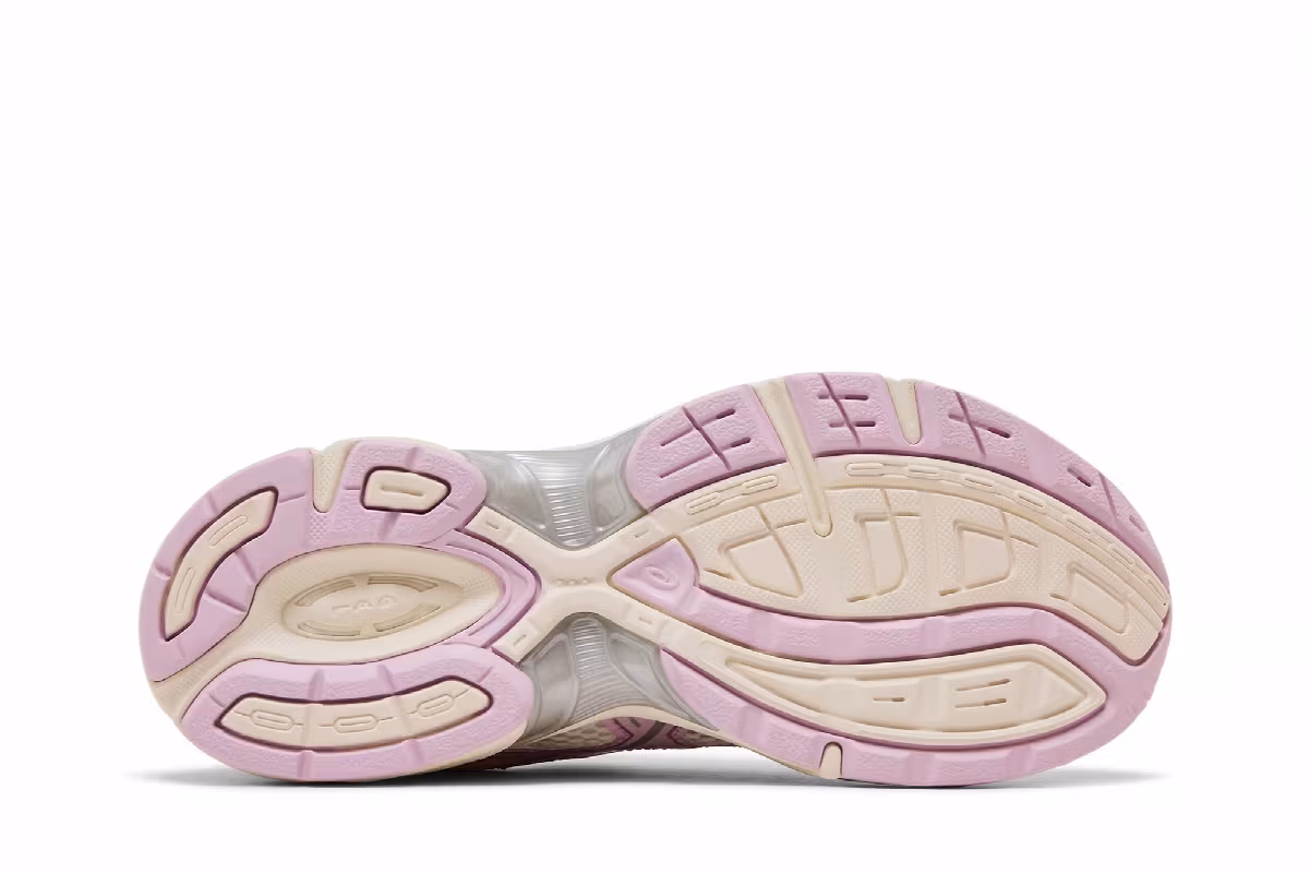ASICS Women's Gel 1130 Cream Barely Rose, view 5