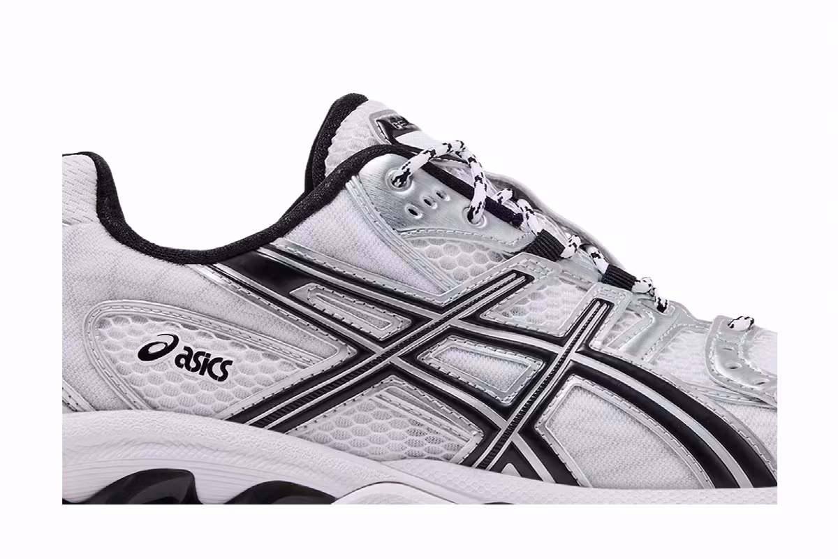 ASICS Gel Nimbus 10.1 White Black, view 3